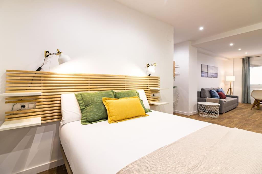 Malagueta Apartments Málaga Extérieur photo